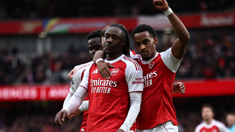 Eberechi Eze (left) celebrates with teammates after scoring the winner against former club Crystal Palace yesterday (Oct 26). Photo: AFP